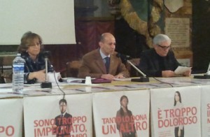Conferenza_stampa_11_300_x_196