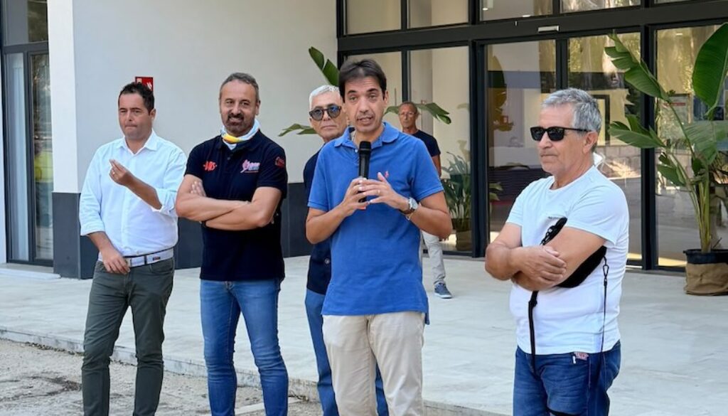 mettinmotoildono_gela01 mettinmotoildono_gela01