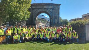 foto arco di augusto metti in moto il dono